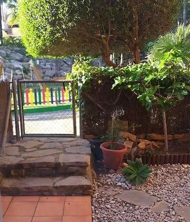 Planta Baja Cerca De La Playa Costa *